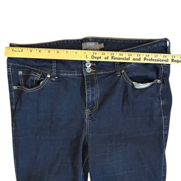 [SOLD] Torrid Bombshell Jeans 20 XT Skinny Jeans Extra Tall - Picture 5 of 8